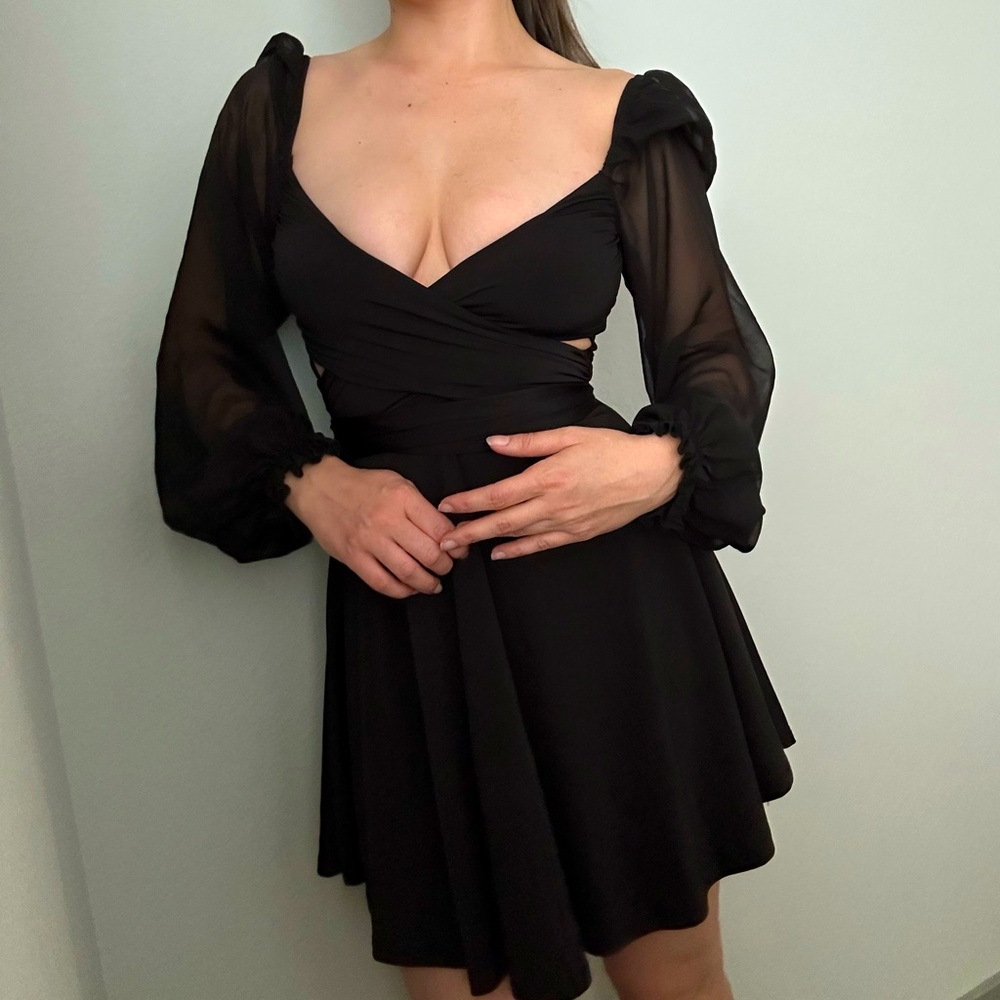 Black Lulus mini dress with mesh sleeves